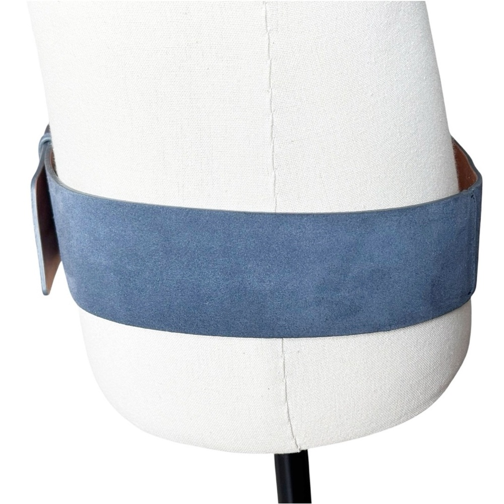 Carlisle blue suede finished leather hip belt curved with a gunmetal buckle |M - Picture 6 of 16